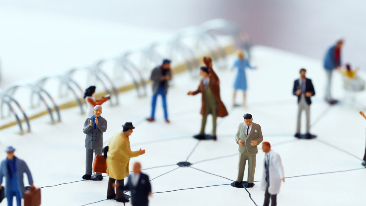 やさしさだけで生きていけるか ― 共生と現実のはざまで